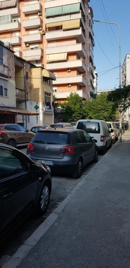 Nevila'S Apartment Τίρανα Εξωτερικό φωτογραφία