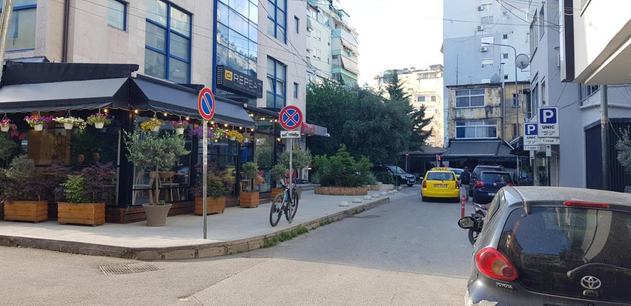 Nevila'S Apartment Τίρανα Εξωτερικό φωτογραφία